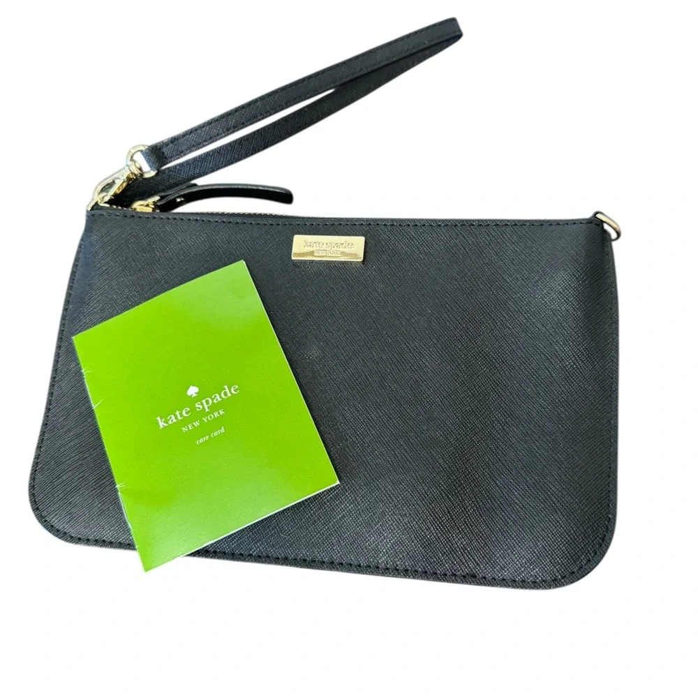 Kate Spade Lolly Newbury Lane Wristlet Black $148 Retail NWT 8x5 - Picture 1 of 7